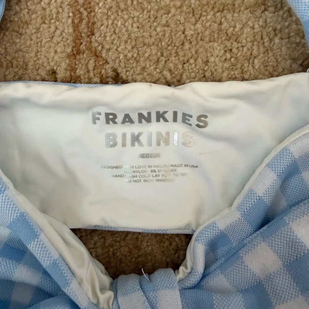 Frankie’s bikinis set